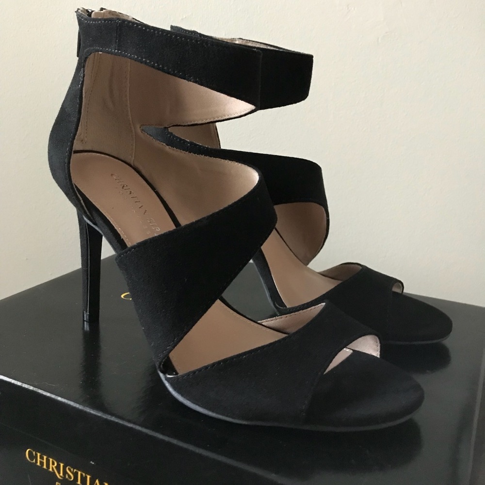 Christian Siriano for Payless black stiletto